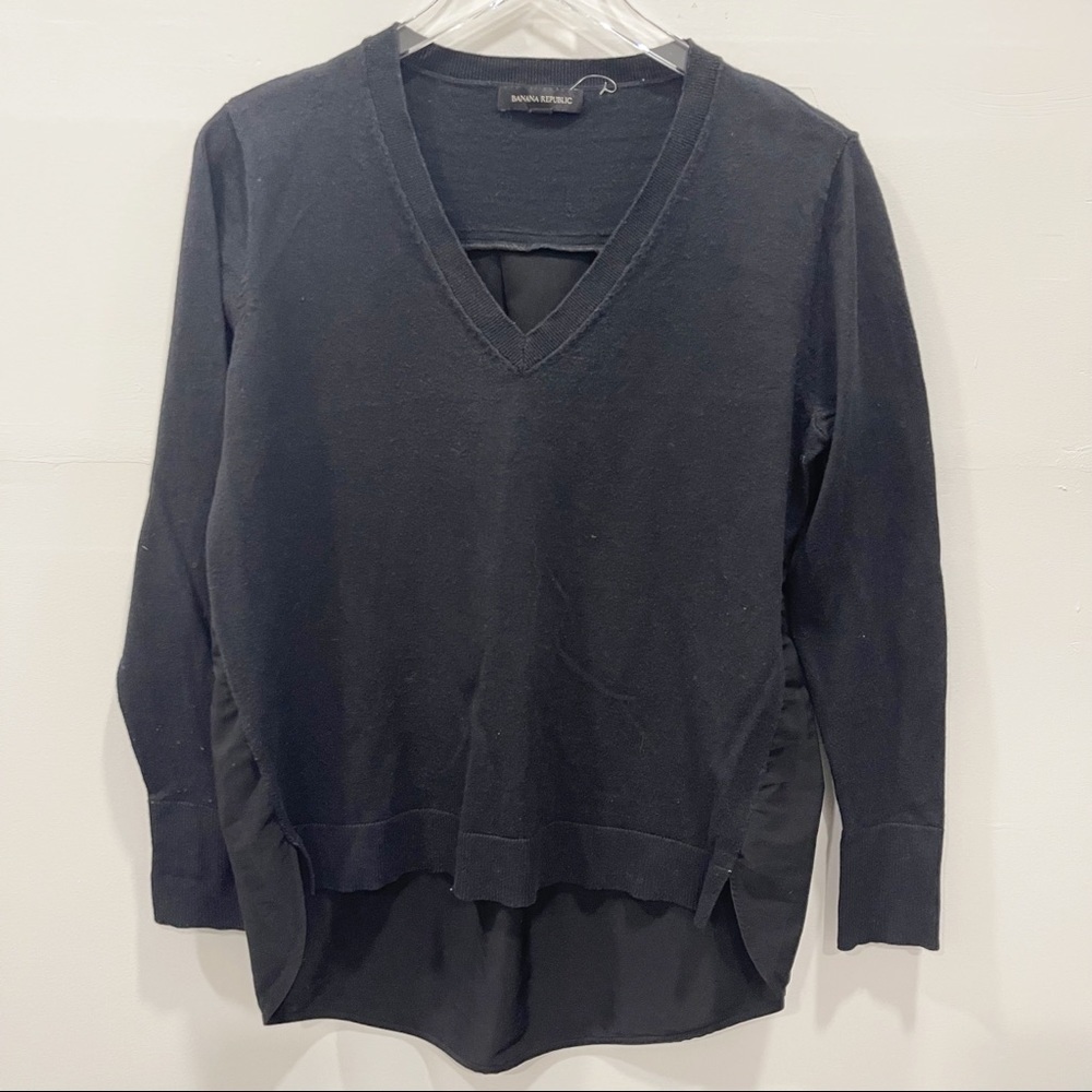Banana Republic V-Neck Black Knit Top Small Cotton Multimedia Blouse Back